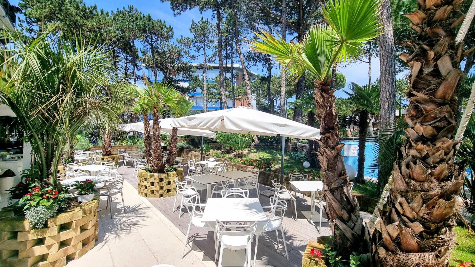 Hotel Mediterraneo Ліньяно-Сабб'ядоро Екстер'єр фото
